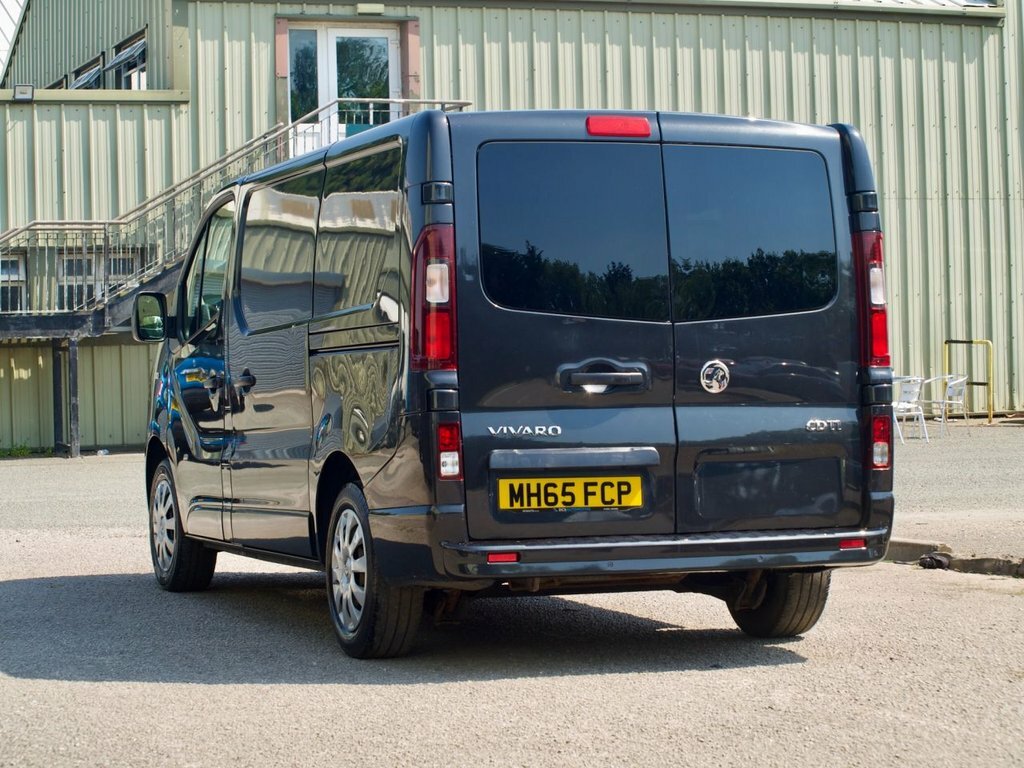 Vauxhall Vivaro 1.6L Sportive Black #2