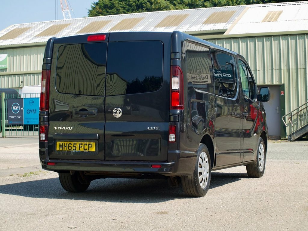 Vauxhall Vivaro 1.6L Sportive Black #4