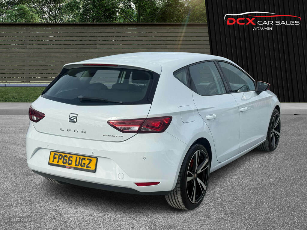 Seat Leon 1.6 Tdi Ecomotive Se Technology Pack FP66UGZ White #4