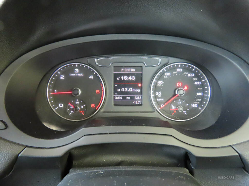 Audi Q3 2.0 Tdi S Line Grey #16