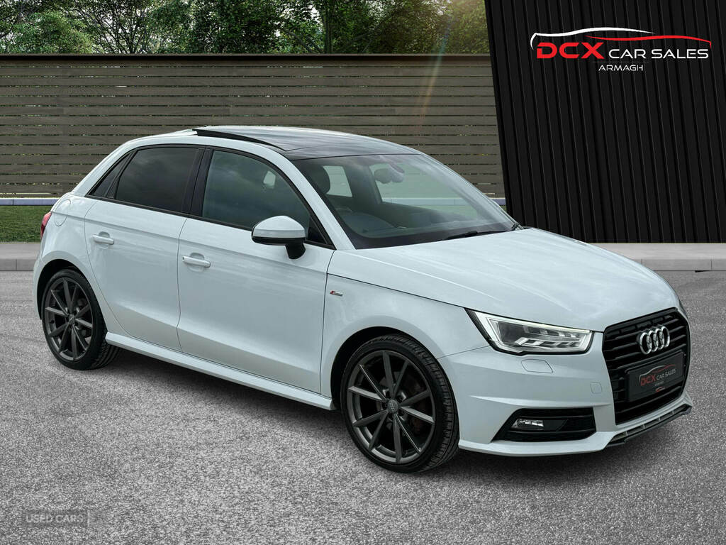 Audi A1 1.6 Tdi Black Edition R23GFB White #2