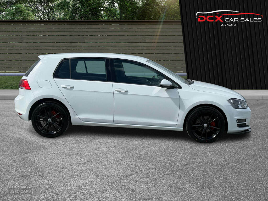 Volkswagen Golf 1.6 Tdi 105 Match White #3