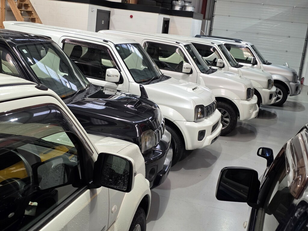 Suzuki Jimny Suv 660Cc Turbo 4X4 - Jdm 201414 Green