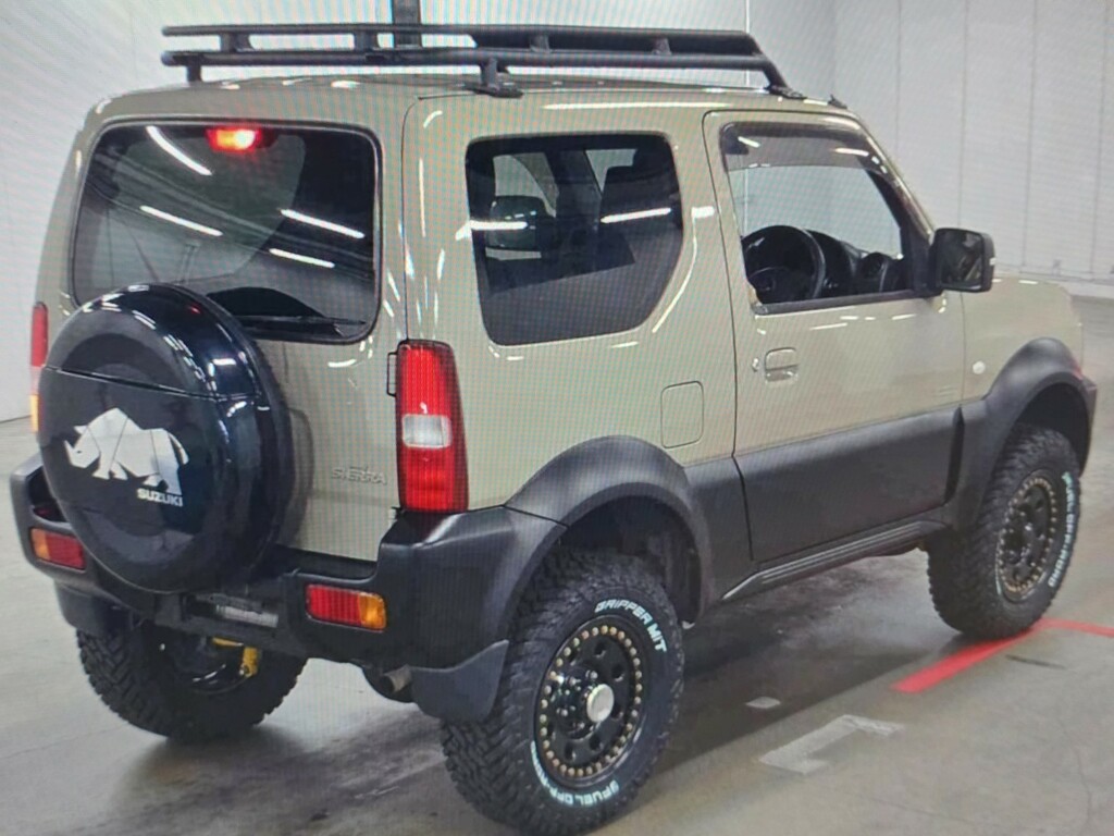 Suzuki Jimny 4X4 1.3L X- Adventure High Spec - Lift Kit 20131 Beige #3