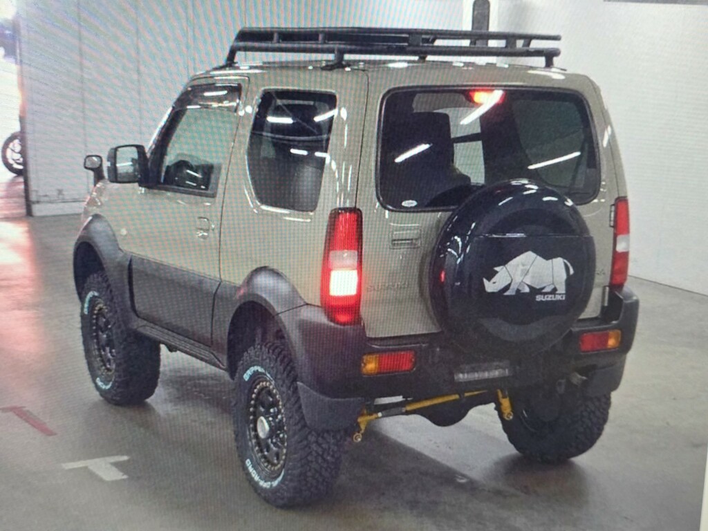 Suzuki Jimny 4X4 1.3L X- Adventure High Spec - Lift Kit 20131 Beige #6