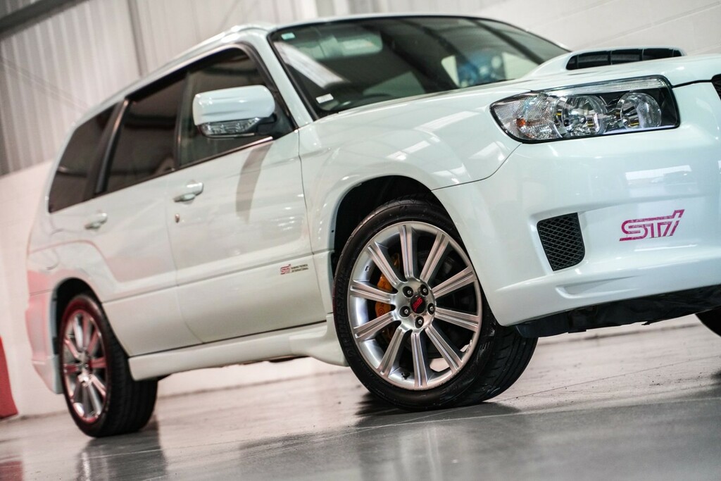 Subaru Forester Suv 2.5 Sti 200505 YD05TBK White #3