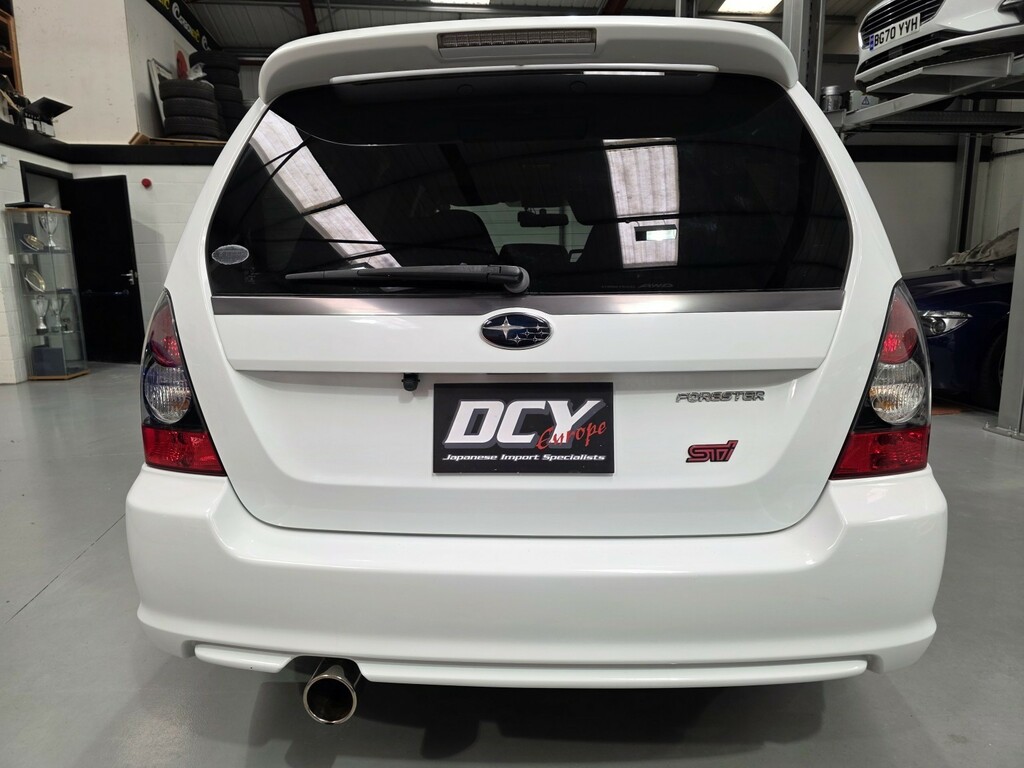 Subaru Forester Suv 2.5 Sti 200505 YD05TBK White #6