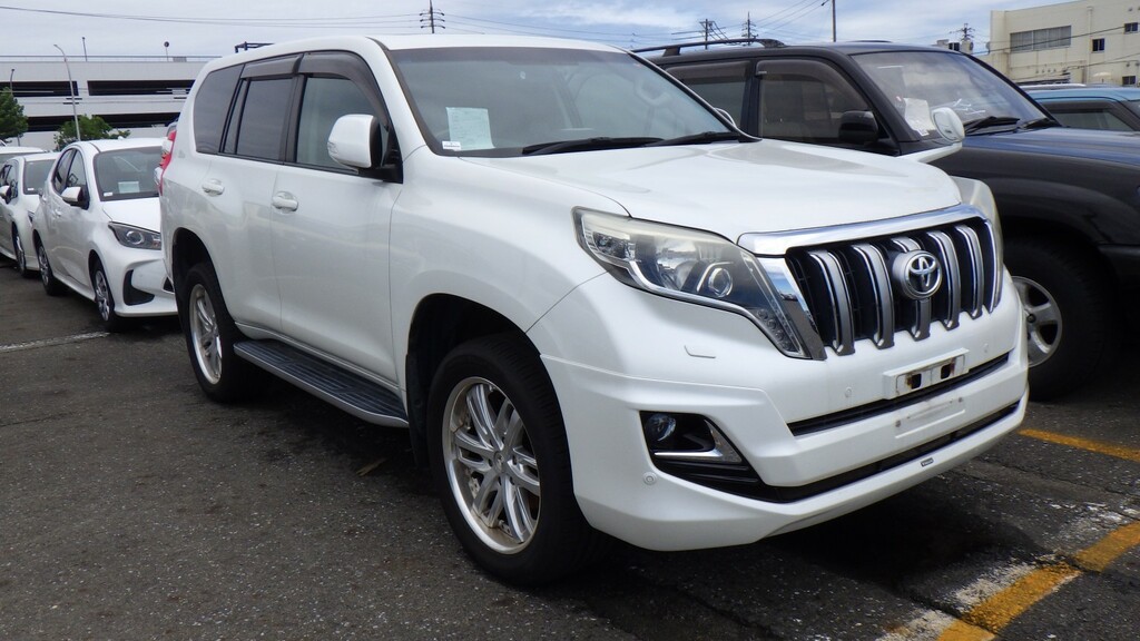 Toyota Land Cruiser Suv 2.8 D4-d Tx Prado - Rust Free 201515 White