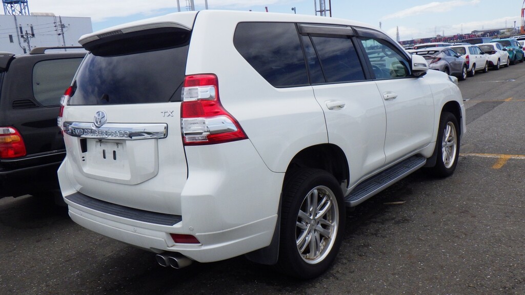 Toyota Land Cruiser Suv 2.8 D4-d Tx Prado - Rust Free 201515 White #4