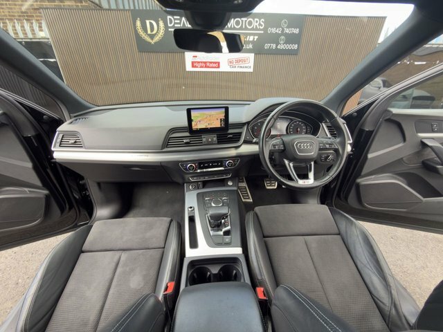 Audi Q5 S Line Black #24