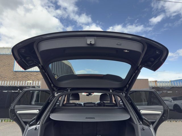 Audi Q5 S Line Black #16