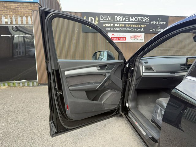 Audi Q5 S Line Black #13
