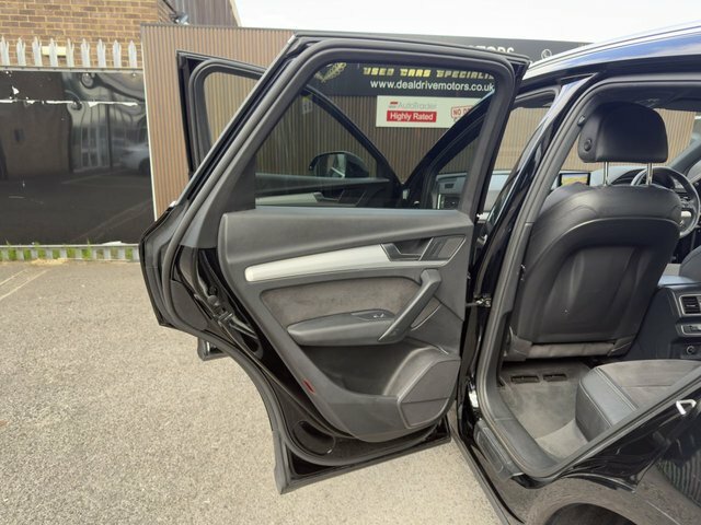 Audi Q5 S Line Black #12