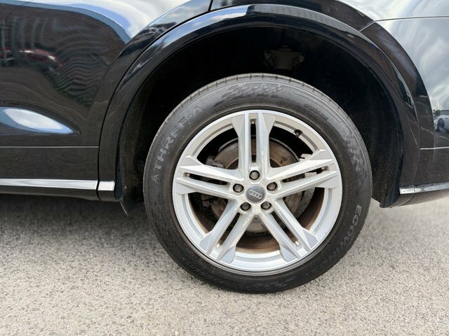 Audi Q5 S Line Black #56
