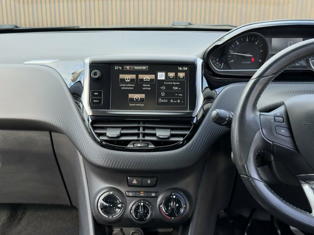 Peugeot 2008 2008 Active White #45