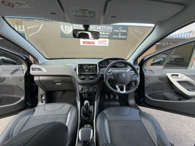 Peugeot 2008 2008 Active White #40