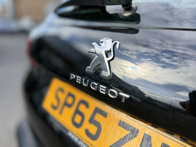 Peugeot 2008 2008 Active White #49