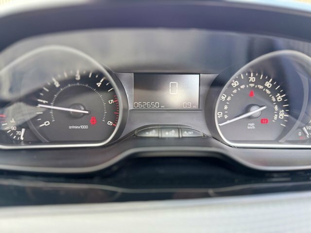 Peugeot 2008 2008 Active White #22