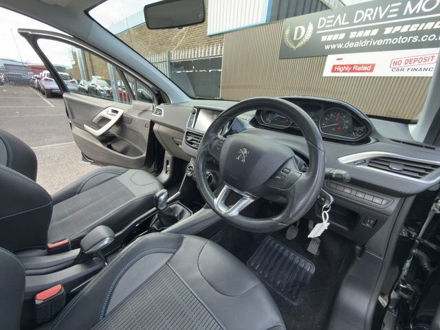 Peugeot 2008 2008 Active White #41