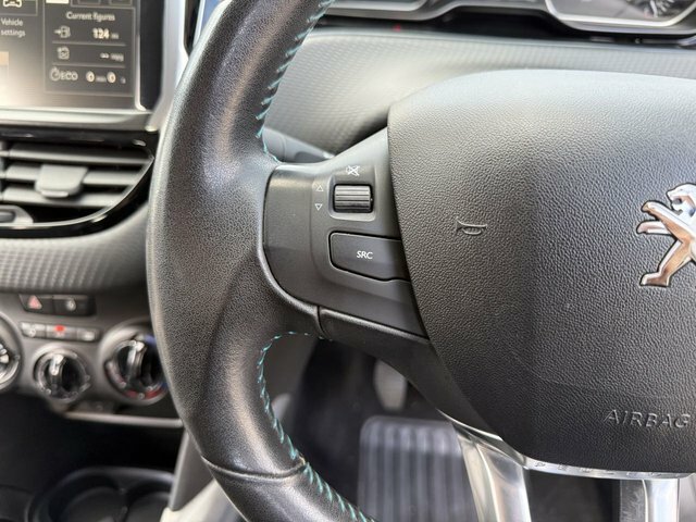 Peugeot 2008 2008 Active White #20