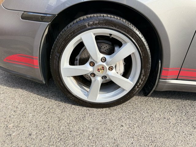 Porsche Cayman 3.4 S  #24