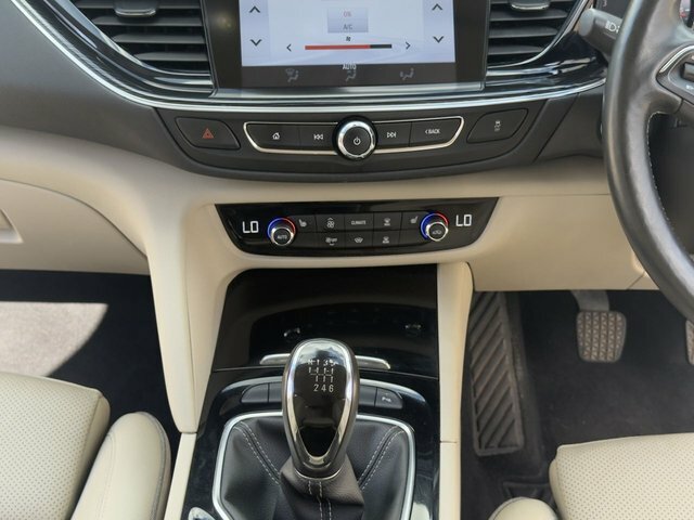 Vauxhall Insignia Tech Line Nav Black #46