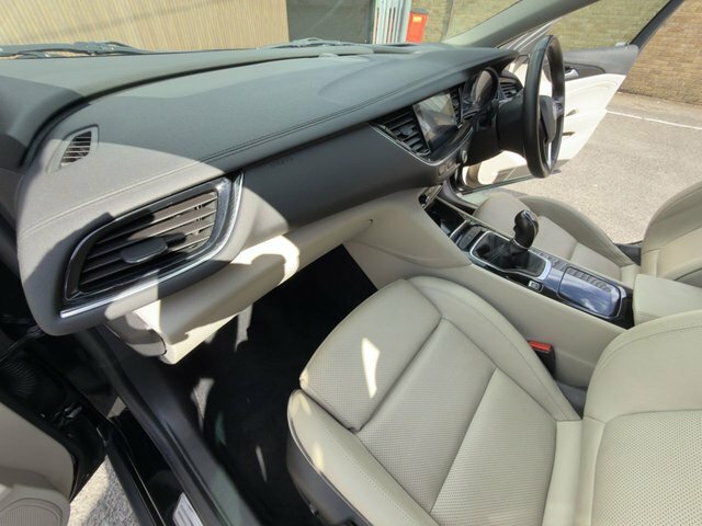 Vauxhall Insignia Tech Line Nav Black #49