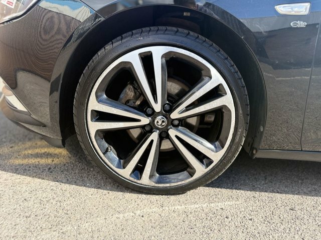 Vauxhall Insignia Tech Line Nav Black #16