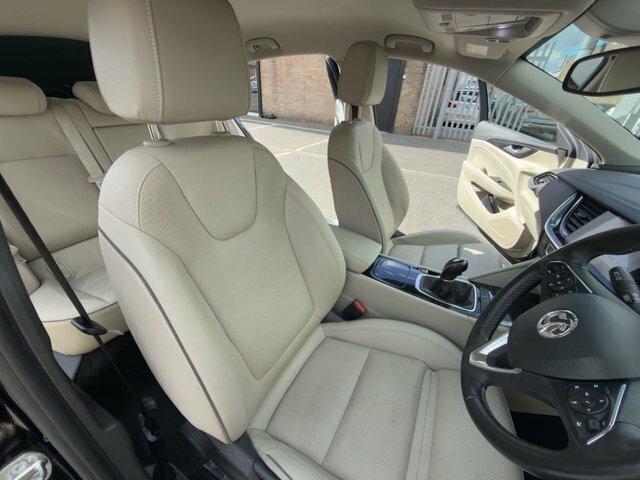 Vauxhall Insignia Tech Line Nav Black #55