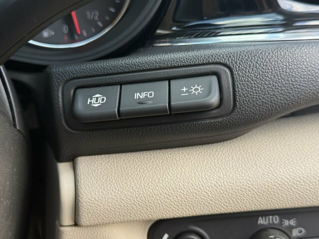 Vauxhall Insignia Tech Line Nav Black #40