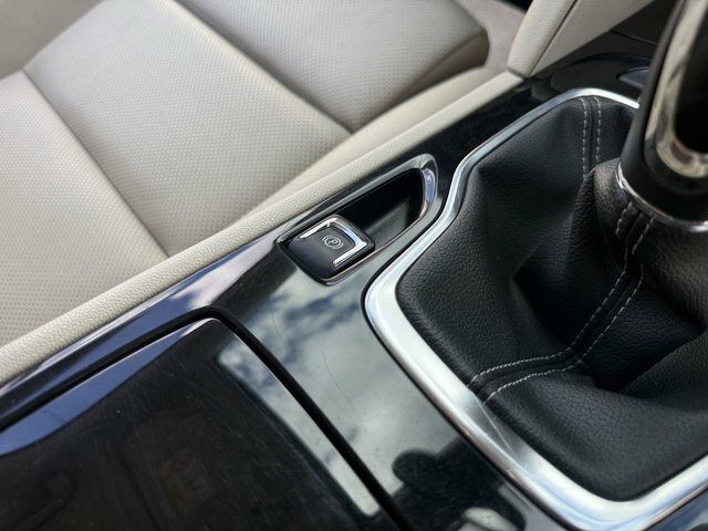 Vauxhall Insignia Tech Line Nav Black #21