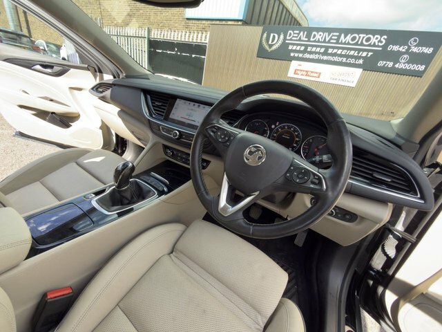 Vauxhall Insignia Tech Line Nav Black #48