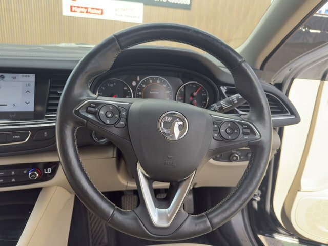 Vauxhall Insignia Tech Line Nav Black #45