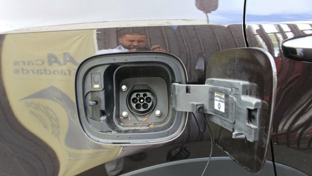 Kia Sorento T-gdi 13.8Kwh 3 Suv Brown #3