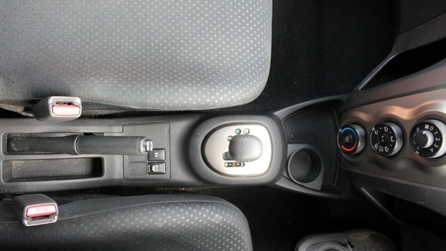 Toyota Yaris Hatchback Grey #3