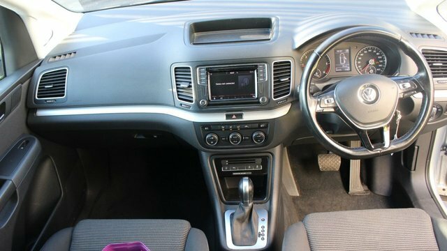 Volkswagen Sharan Se Nav White #12