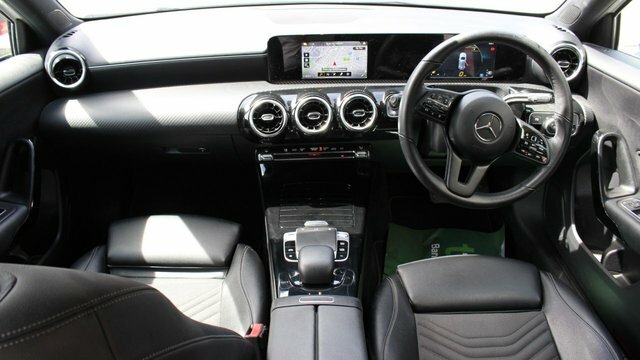 Mercedes-Benz A Class A180 Se Hatchback MV68JUC White #2