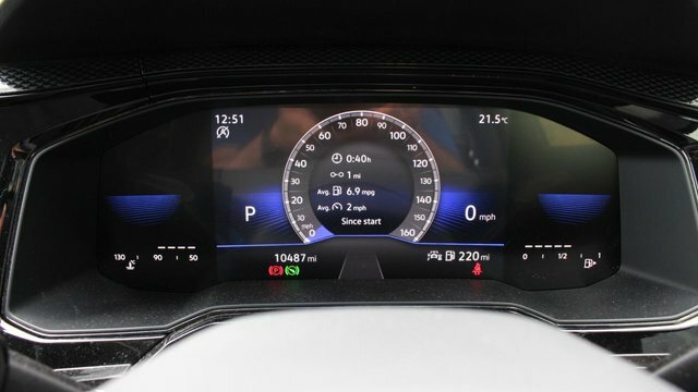 Volkswagen Polo Tsi Life Hatchback Black #5