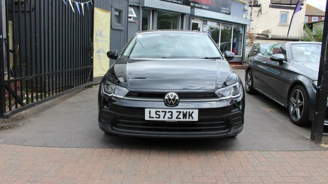 Volkswagen Polo Tsi Life Hatchback Black #4