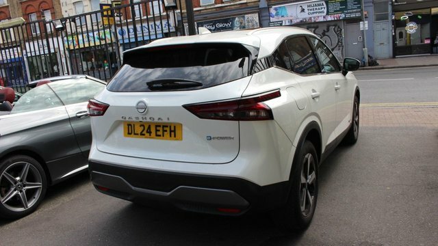 Nissan Qashqai Tekna E-power A Green #15