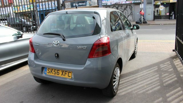 Toyota Yaris T3 Hatchback Silver #5