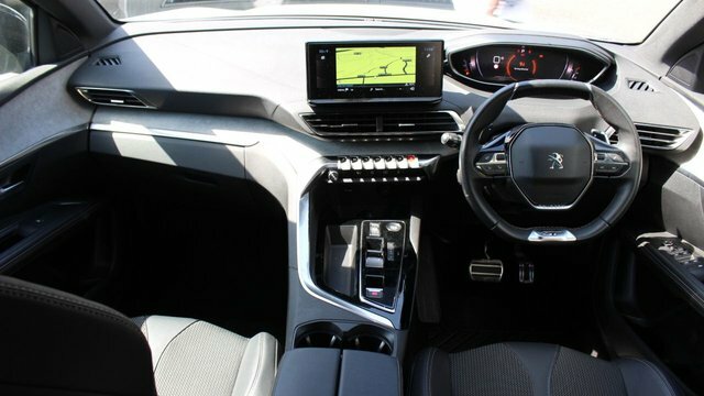 Peugeot 5008 Puretech Gt Suv Grey #2