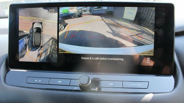 Nissan Qashqai Dig-t Mhev N-connecta Suv White #6