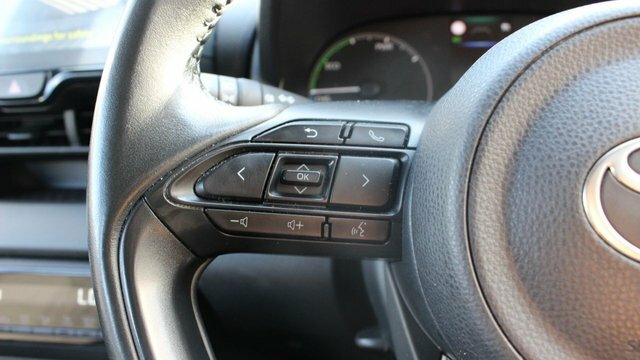 Toyota Yaris Vvt-h Icon Hatchback Grey #4