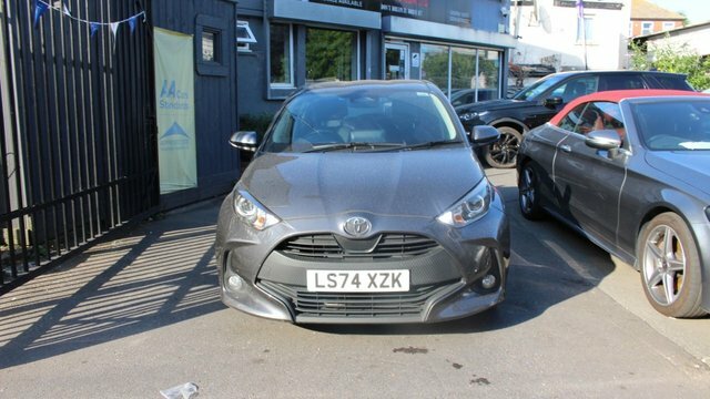 Toyota Yaris Vvt-h Icon Hatchback Grey