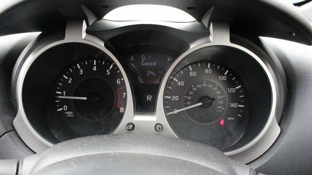 Nissan Juke Bose Personal Edition Suv Black #3
