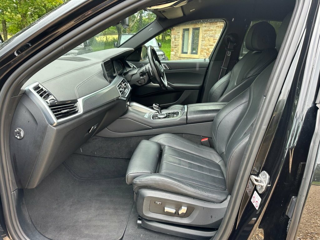 BMW X6 3L M Sport PF71JYH Black #4
