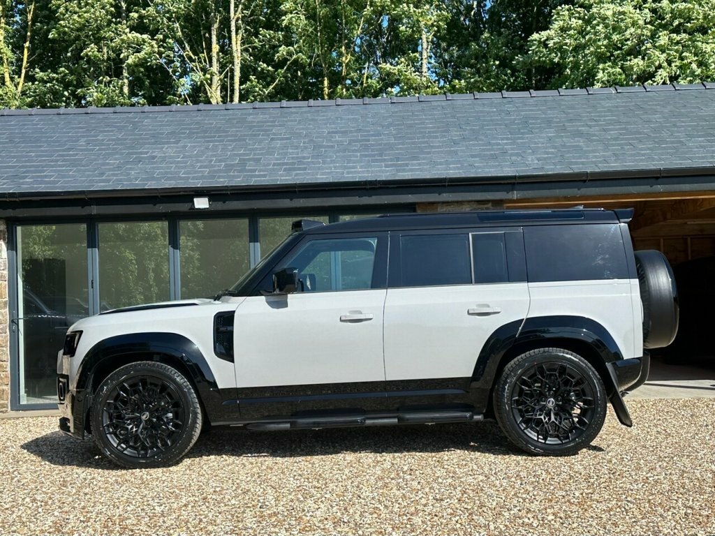 Land Rover Defender 110 Suv AA26AAB Grey #2