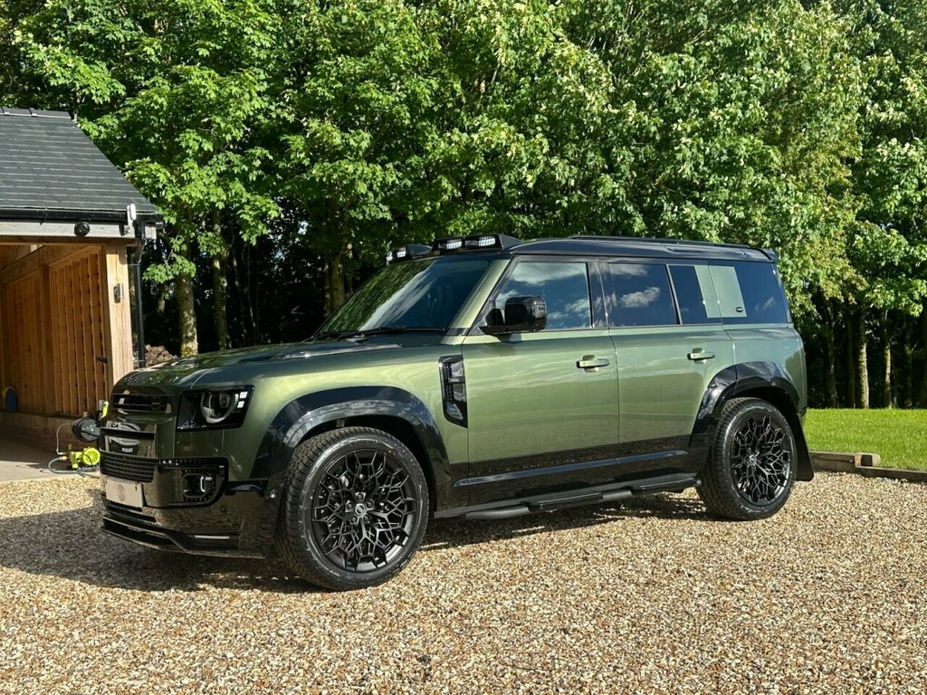 Land Rover Defender 110 Suv AA26AAA Green #3