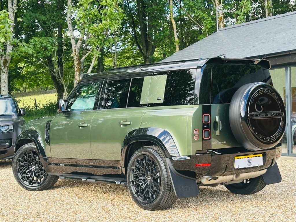 Land Rover Defender 110 Suv Green #4